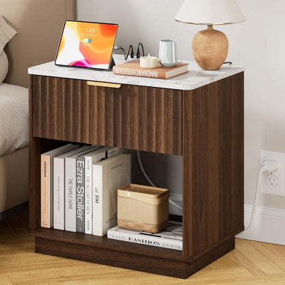 23" Modern Fluted Nightstand with Charging Station – Natural Oak Bedside Table